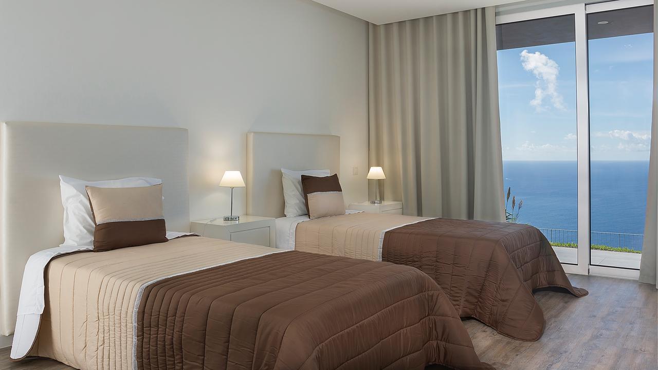 Ourmadeira - Cliffscape, Panoramic Seaviews Villa Estreito Da Calheta ภายนอก รูปภาพ