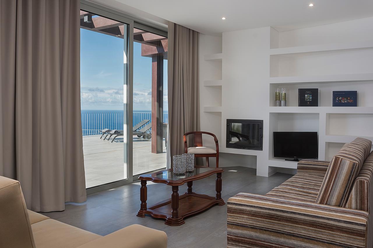 Ourmadeira - Cliffscape, Panoramic Seaviews Villa Estreito Da Calheta ภายนอก รูปภาพ
